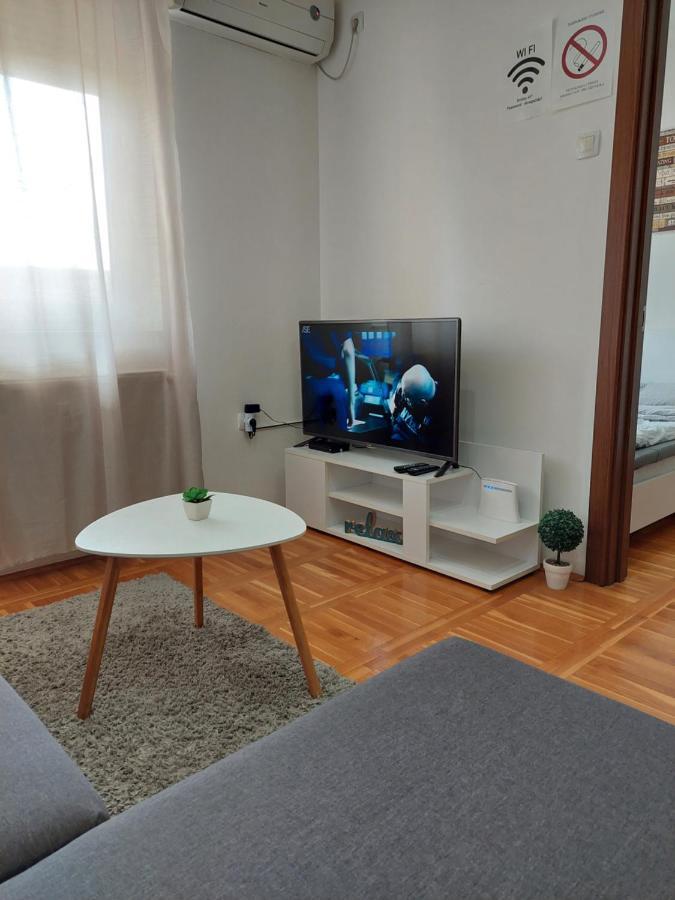 Smiley 2 - Subotica Centar Apartment Exterior foto